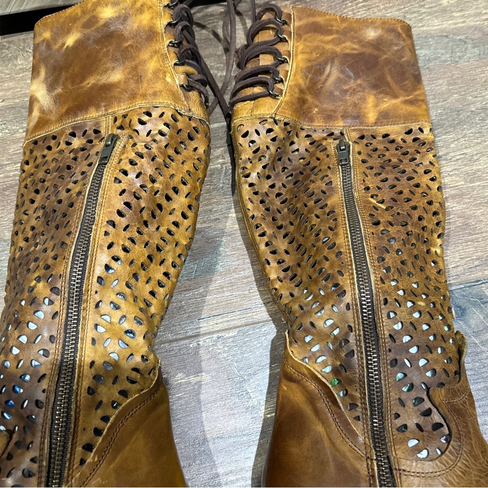 EUC FREEBIRD CREEK COGNAC LATTICEWORK CORSET LACED ZIPPER KNEE HIGH BOOTS - 7 - Picture 12 of 12